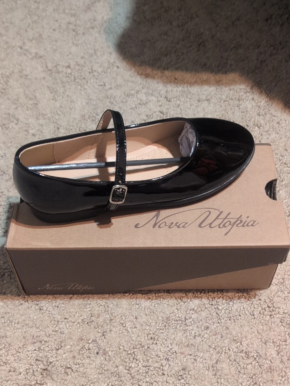 Girls' Black Patent Mary Jane Dress Shoe
